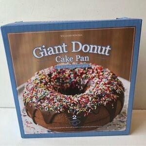 Williams-Sonoma Giant Donut Cake Pan (Set of 2 Pans)